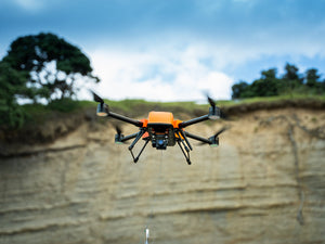 heavy lift fishing drone better than gannet